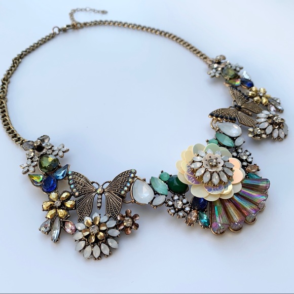 Flower Butterfly Necklace - Picture 7 of 10